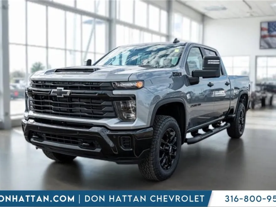 2026 Chevrolet Silverado 2500HD Custom photo 1