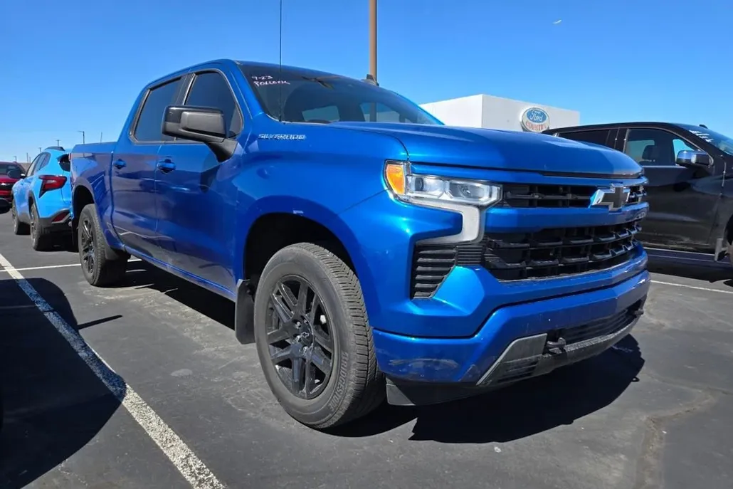 2022 Chevrolet Silverado 1500 RST photo 1