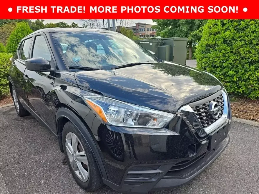2020 Nissan Kicks S photo 1