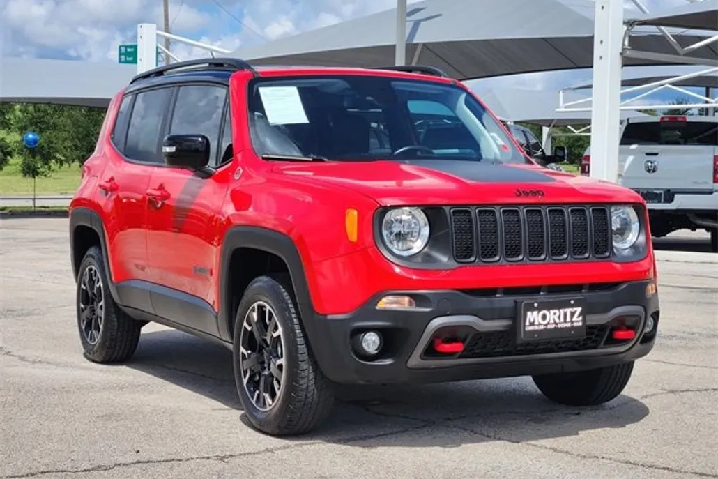 2023 Jeep Renegade Trailhawk photo 1