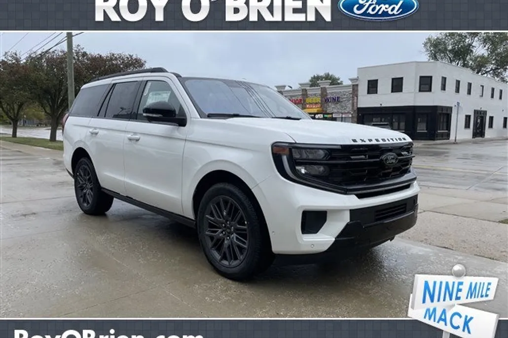 2025 Ford Expedition Platinum photo 1