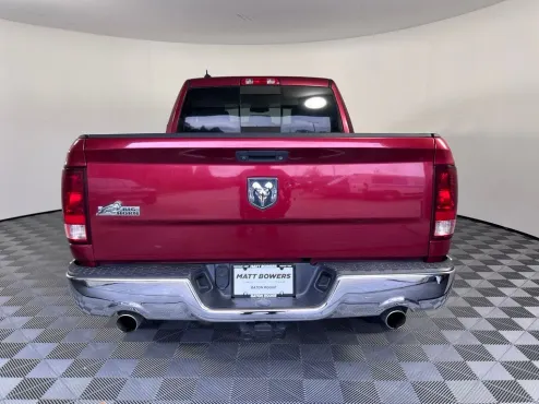 2013 Ram 1500 SLT photo 4
