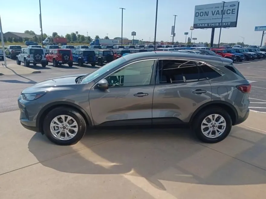 2023 Ford Escape Active photo 1