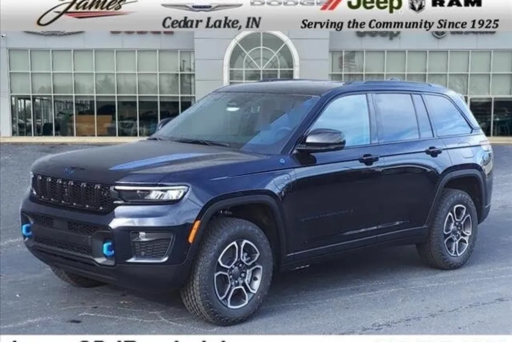 2024 Jeep Grand Cherokee Trailhawk 4xe photo 1