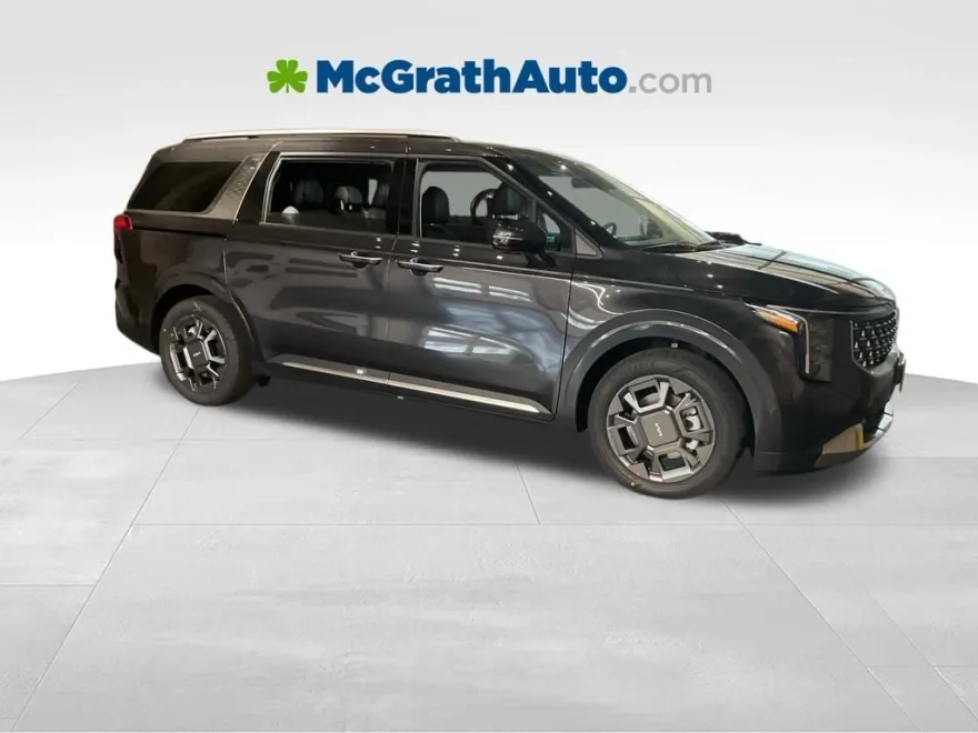 2026 Kia Carnival SX photo 1