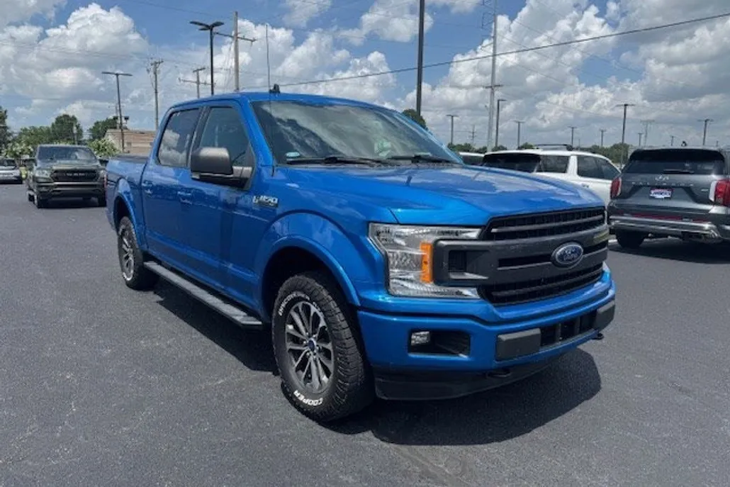 2019 Ford F-150 XLT photo 1