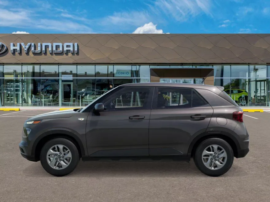 2025 Hyundai Venue SE photo 1