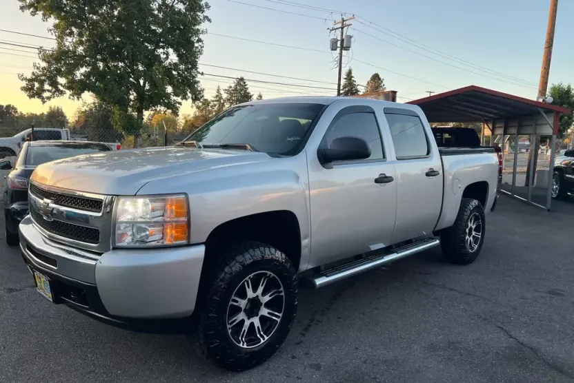 2010 Chevrolet Silverado 1500 LT1 photo 1