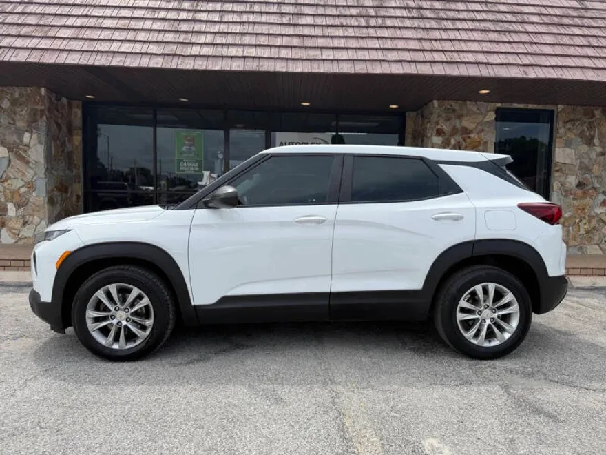 2021 Chevrolet Trailblazer LS photo 1