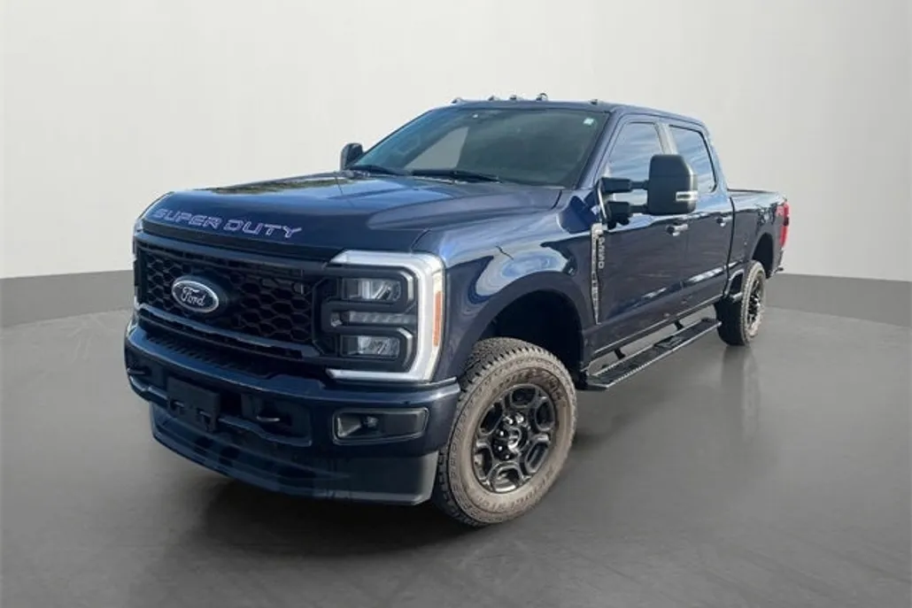2024 Ford F-250 photo 1