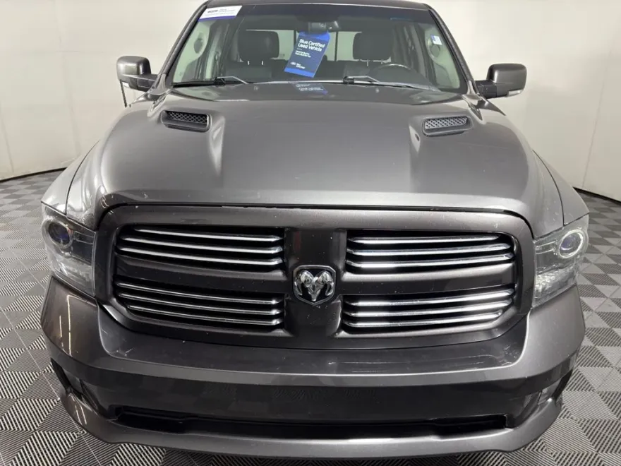 2017 Ram 1500 Sport photo 1