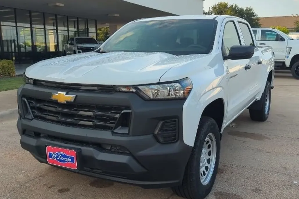 2026 Chevrolet Colorado Work Truck photo 1