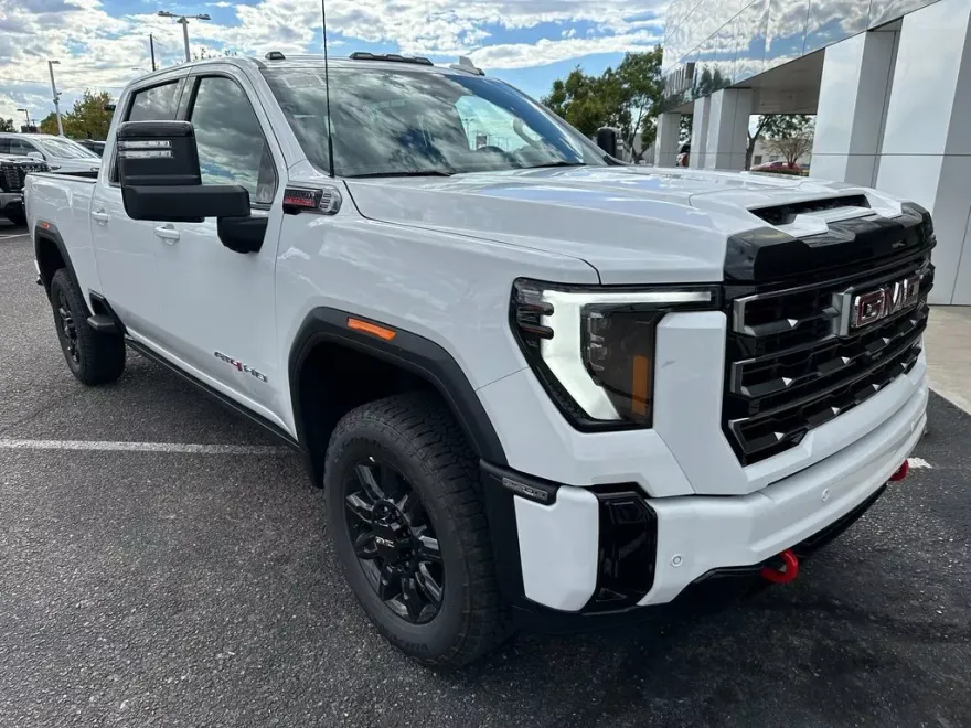 2026 Gmc Sierra 2500 HD AT4 photo 1