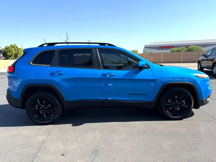2018 Jeep Cherokee Latitude photo 1