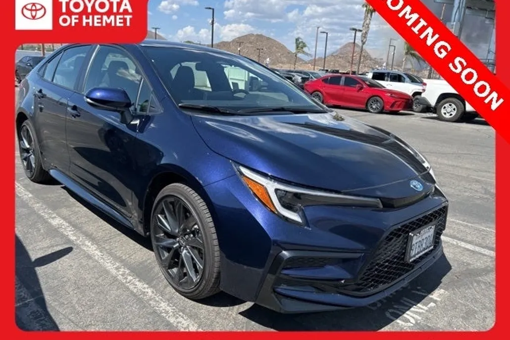 2025 Toyota Corolla Hybrid SE photo 1