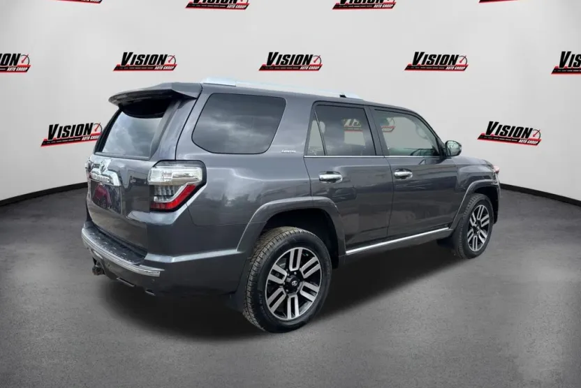 2022 Toyota 4Runner Limited photo 1