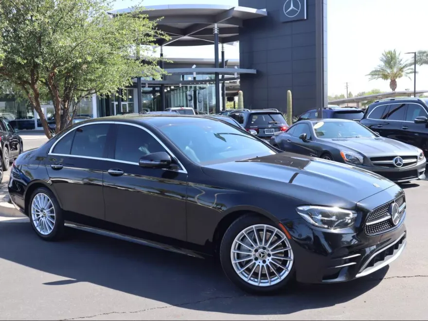 2022 Mercedes Benz E 350 photo 1