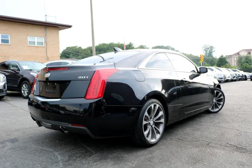 2018 Cadillac ATS Luxury photo 1
