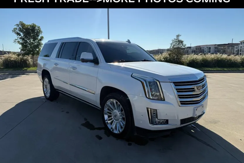 2018 Cadillac Escalade ESV Platinum photo 1