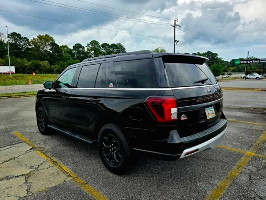 2022 Ford Expedition Timberline photo 1