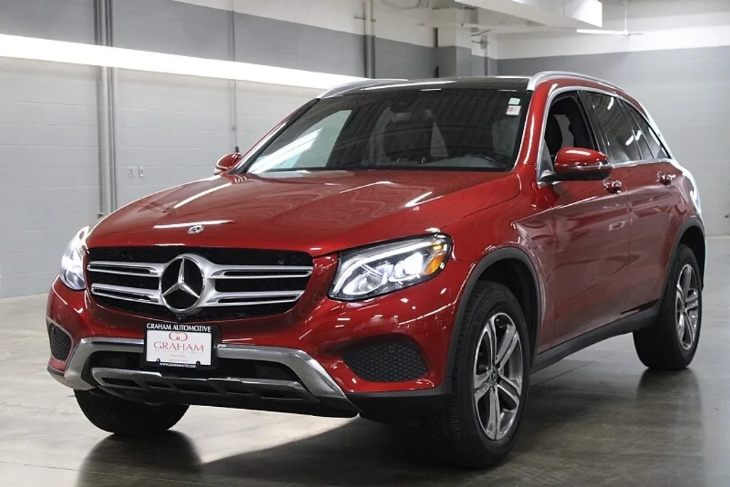 2018 Mercedes Benz GLC 300 photo 1