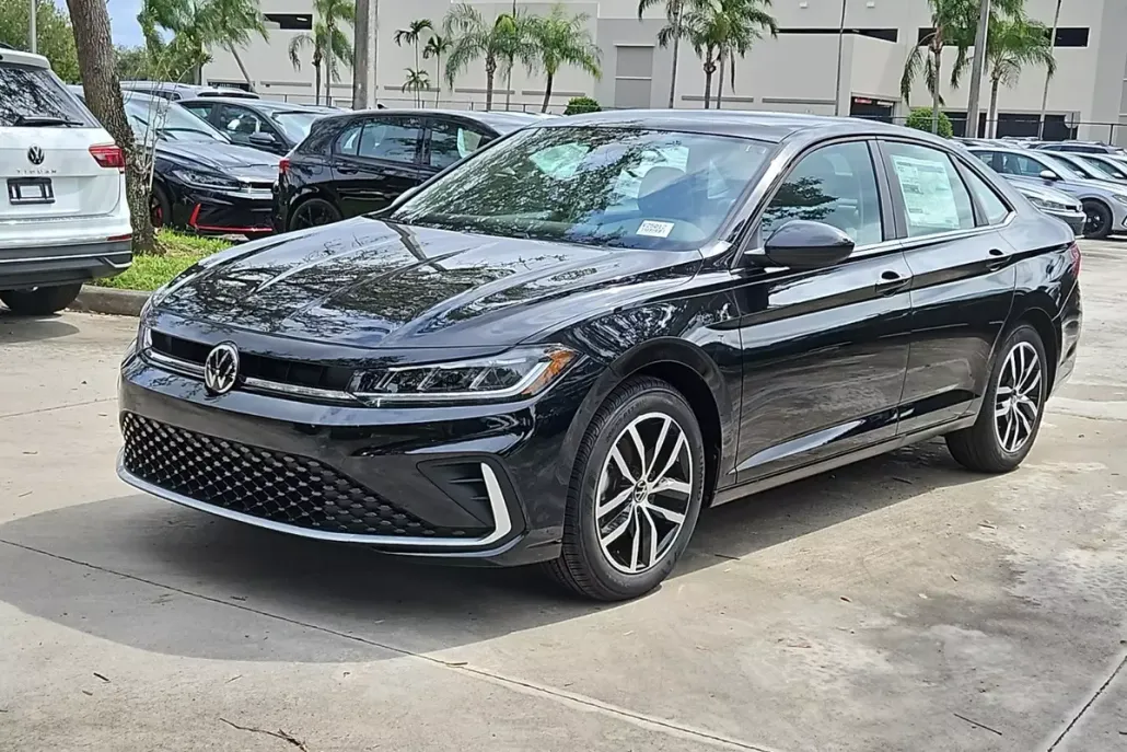 2025 Volkswagen Jetta 1.5T SE photo 1