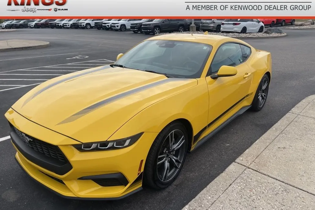 2024 Ford Mustang EcoBoost photo 1