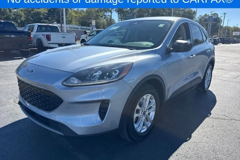 2022 Ford Escape SE photo 1