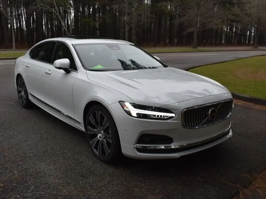 2024 Volvo S90 Plus photo 1