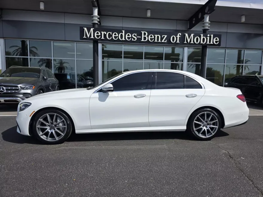 2022 Mercedes Benz E 350 Sedan photo 1