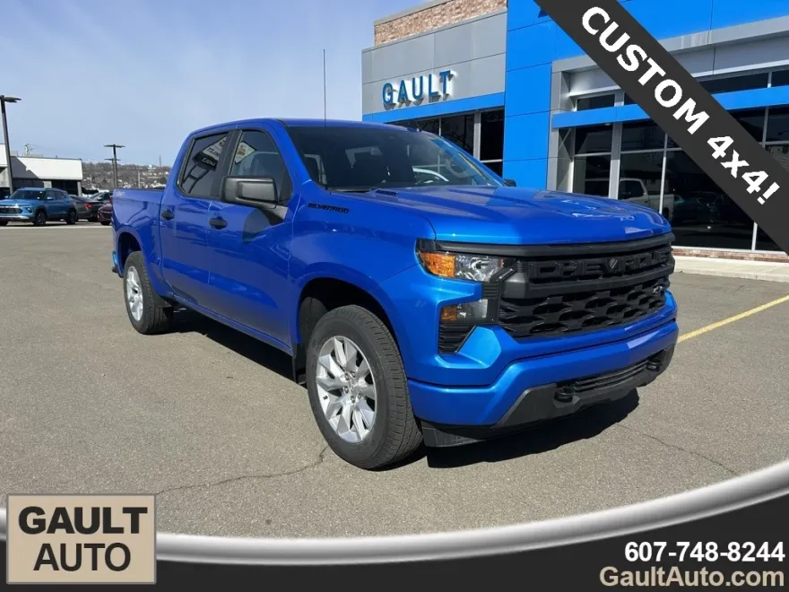 2025 Chevrolet Silverado 1500 Custom photo 1
