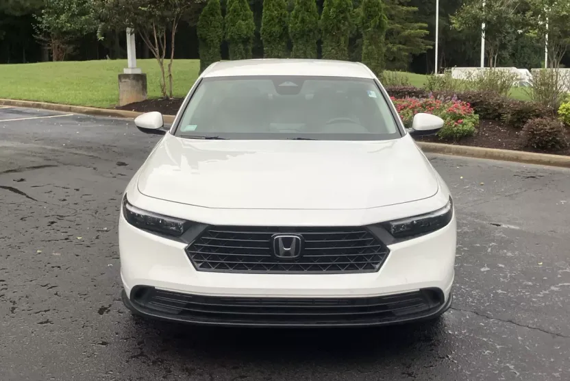 2024 Honda Accord LX photo 1