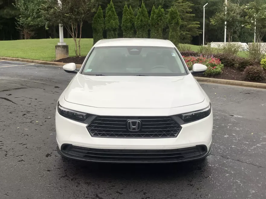 2024 Honda Accord LX photo 1