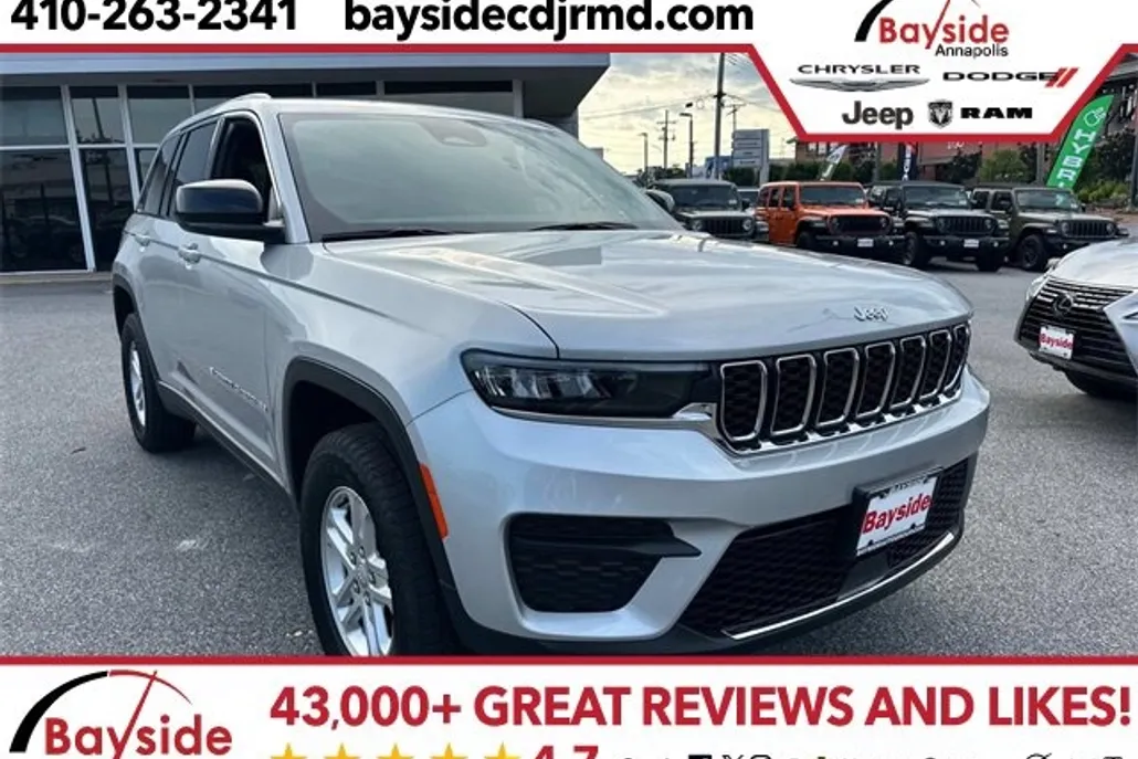 2024 Jeep Grand Cherokee Laredo photo 1