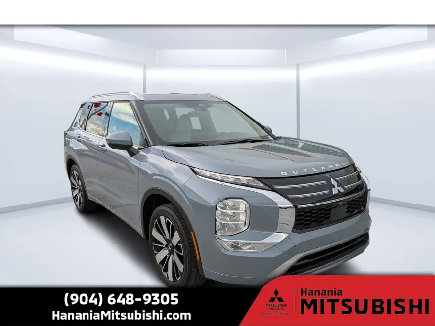 2025 Mitsubishi Outlander SEL photo 1