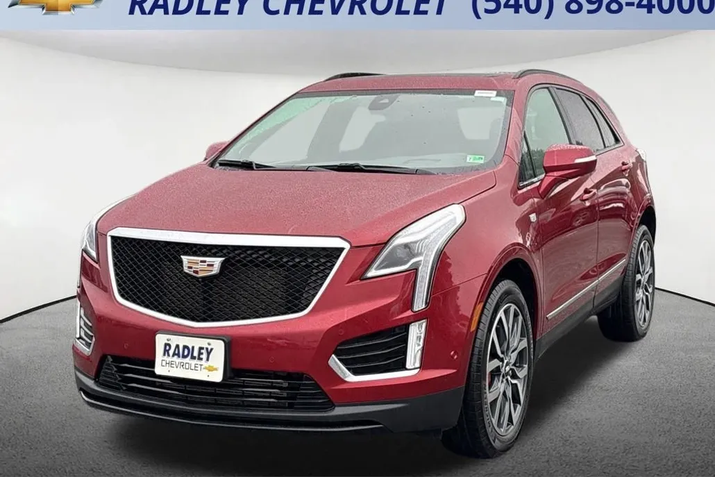 2023 Cadillac XT5 Sport photo 1