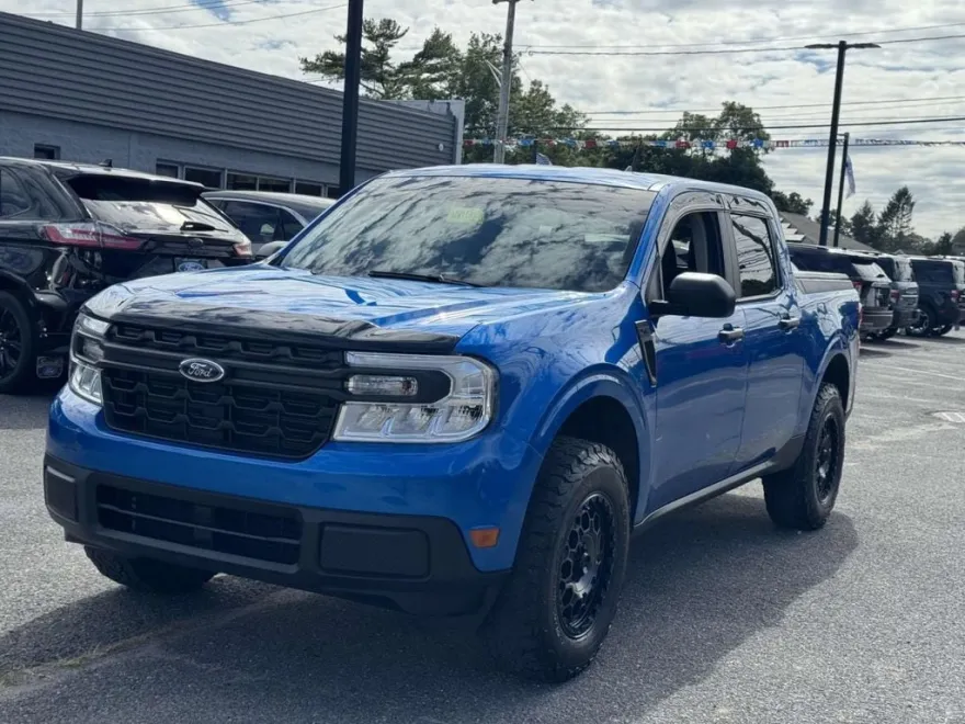 2022 Ford Maverick XL photo 1