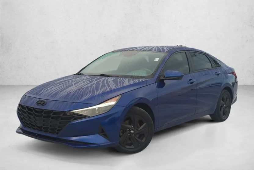 2021 Hyundai Elantra SEL photo 1