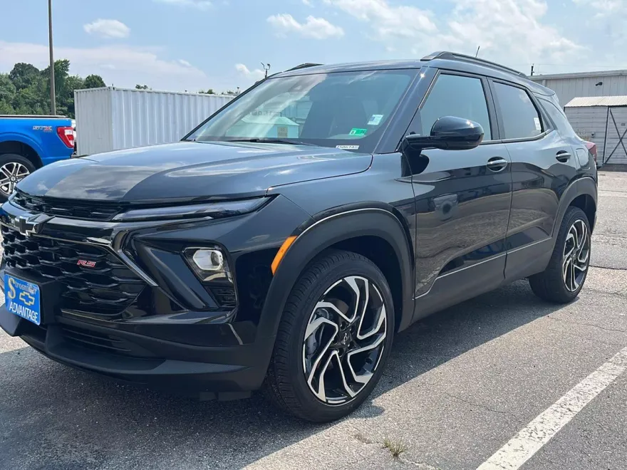 2025 Chevrolet Trailblazer RS photo 1