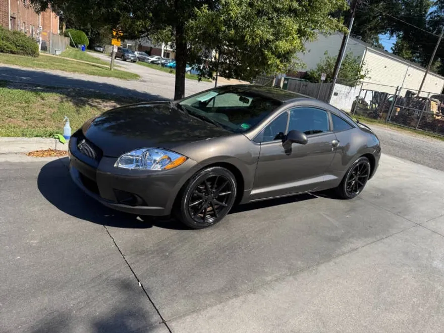 2012 Mitsubishi Eclipse GS photo 1