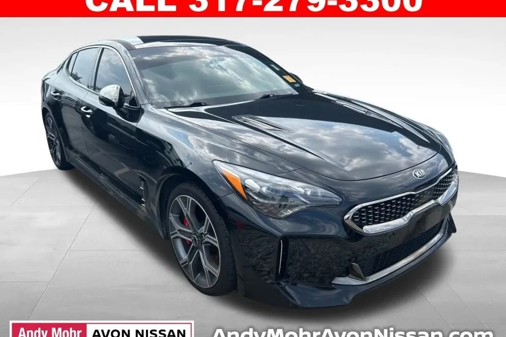 2019 Kia Stinger GT2 photo 1