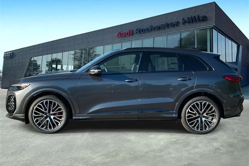 2025 Audi SQ5 Premium Plus photo 1