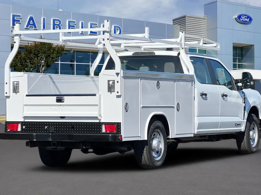 2026 Ford F-350 XL photo 1
