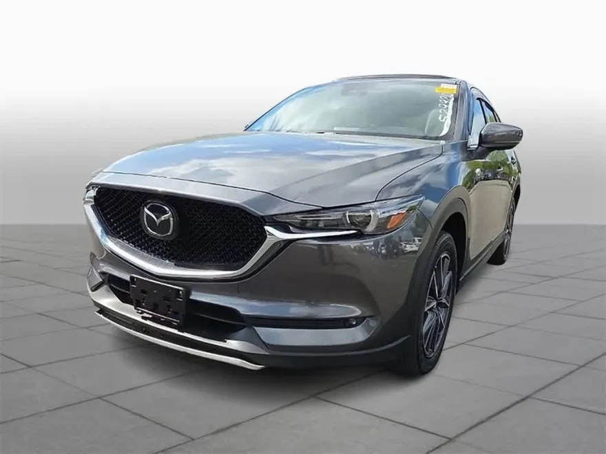 2017 Mazda CX-5 Grand Touring photo 1