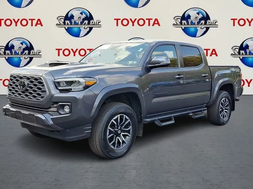 2023 Toyota Tacoma TRD Off-Road V6 photo 1