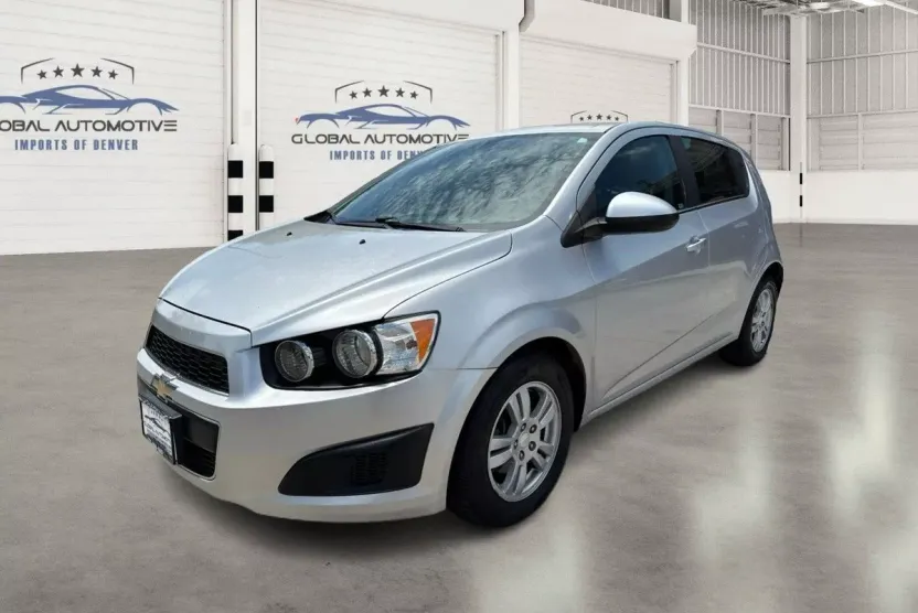 2015 Chevrolet Sonic LT photo 1