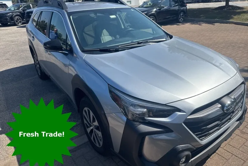 2023 Subaru Outback Premium photo 1