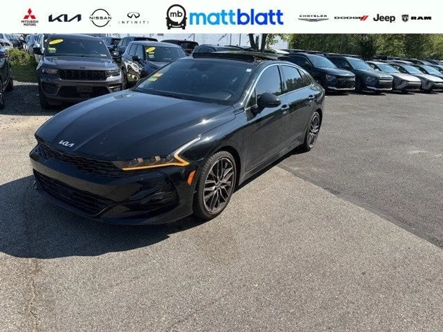2023 Kia K5 GT photo 1
