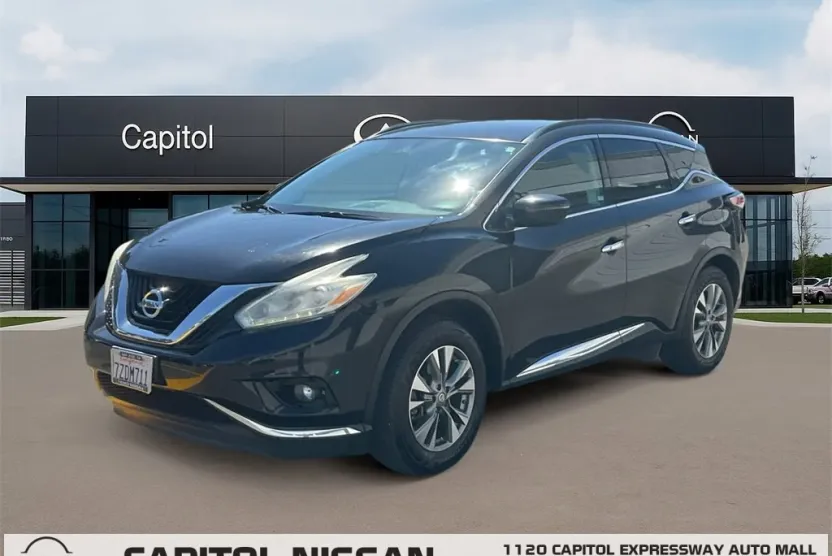 2017 Nissan Murano SV photo 1