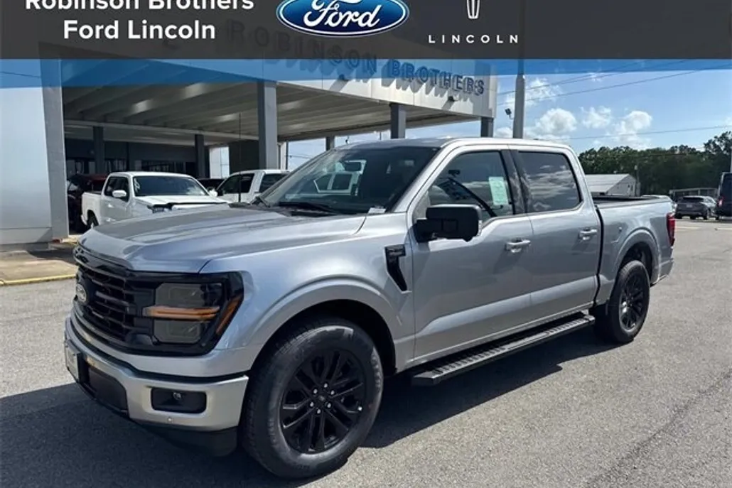 2025 Ford F-150 XLT photo 1